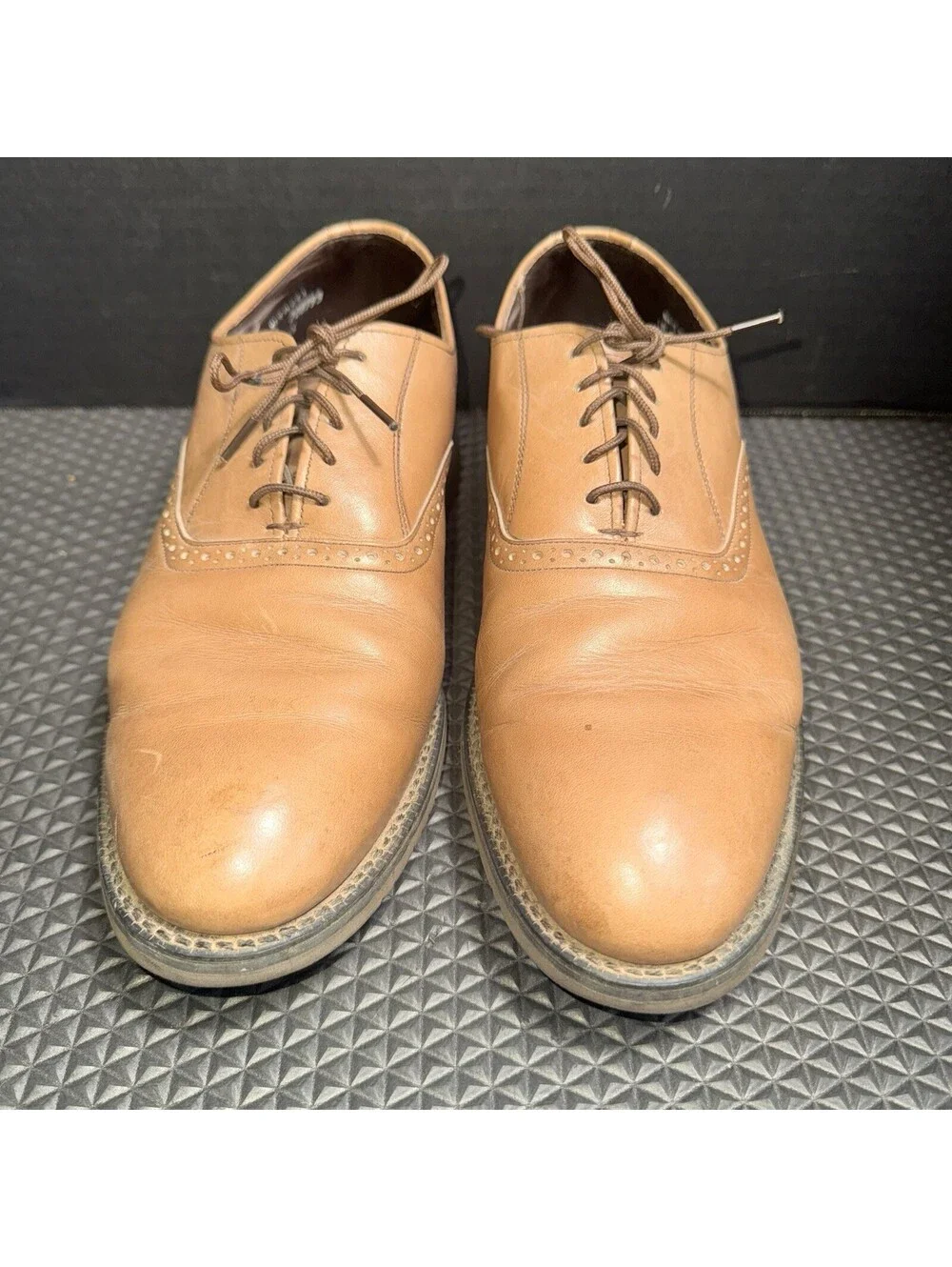 Vintage Dexter Men’s Dress Shoes 10M Tan Leather Cap Toe Oxford Vibram Sole USA